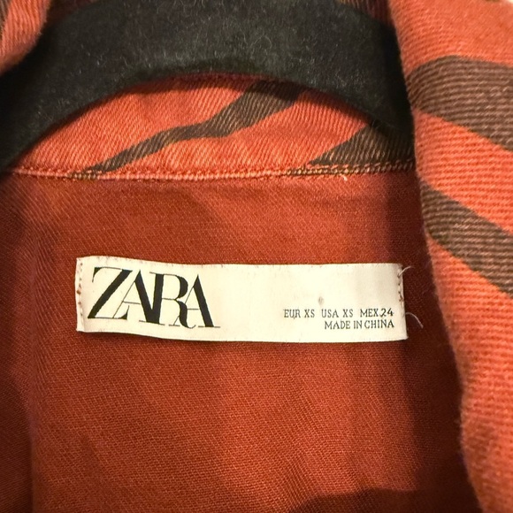 ZARA  Animal/Zebra Print Denim Like Fabric Jacket xs - Picture 5 of 5